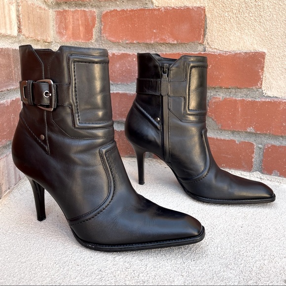 Cole Haan 🇧🇷 Quality leather construction Black Boot/Bootie | Sz 8 - Picture 1 of 9